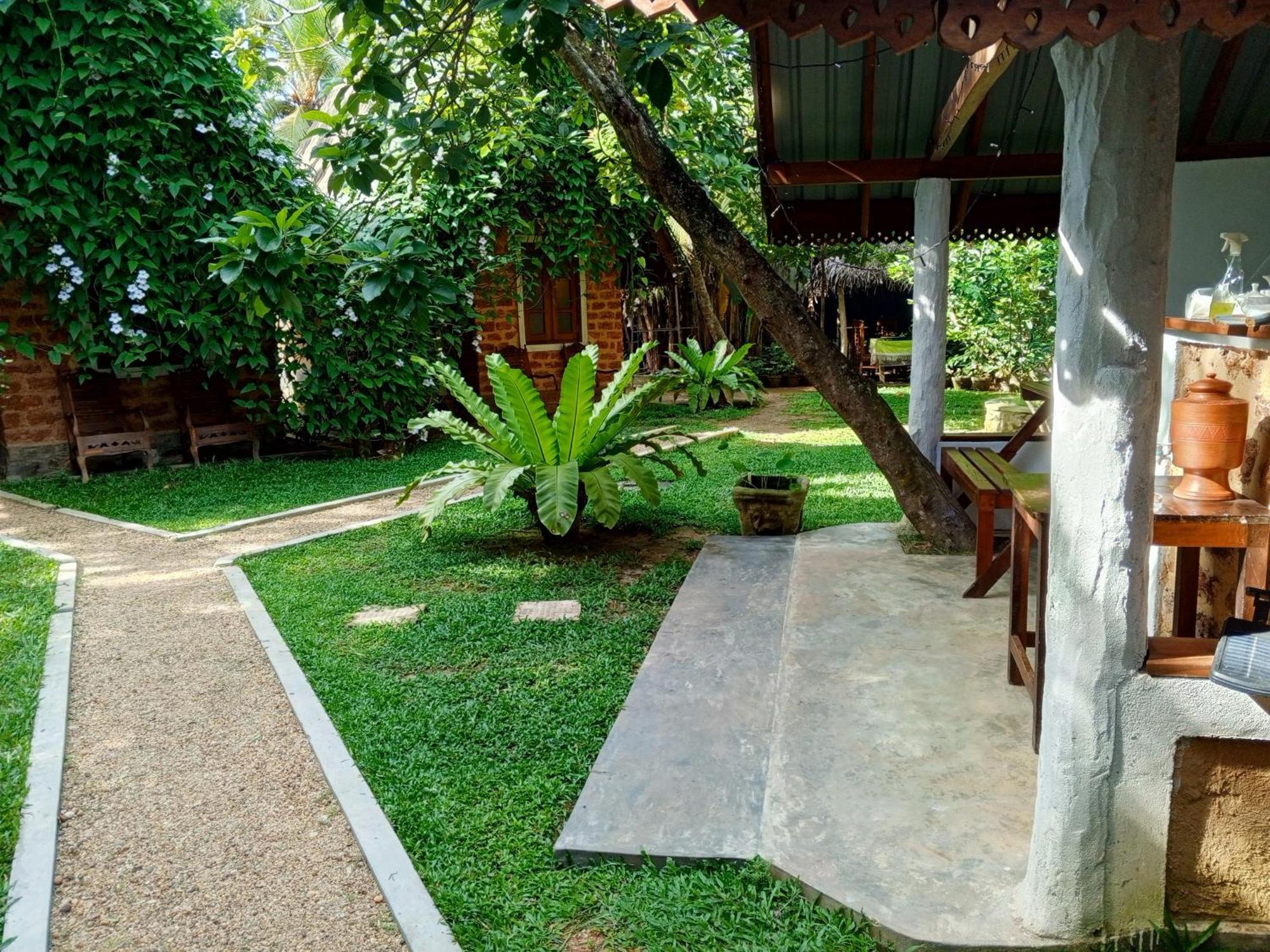 Sky View Cabin Unawatuna Ngoại thất bức ảnh